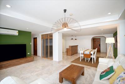 Ruamjai Heights Stylish Newly Renovated Condo