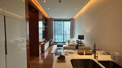 The Address Sukhumvit 28 Condominium