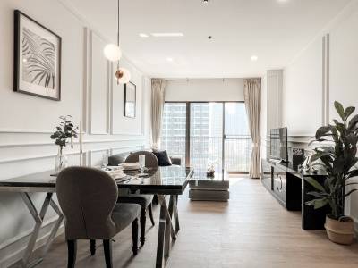 Noble Refine Newly Renovated Condo