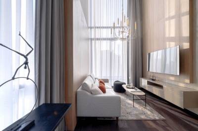 LAVIQ Sukhumvit Luxury Duplex