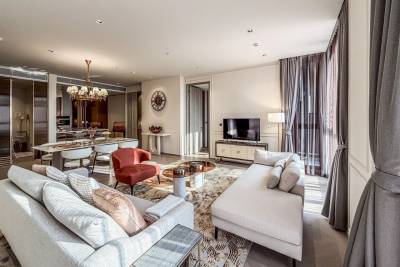 The Reserve Luxury Condominium