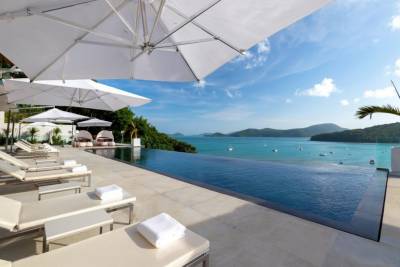 Ultra-Modern Cliff Top Luxury Villa in Phuket