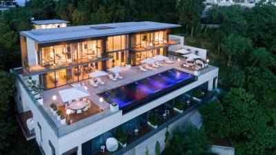 Expansive Ultra-Modern Luxury Villa in Phuket