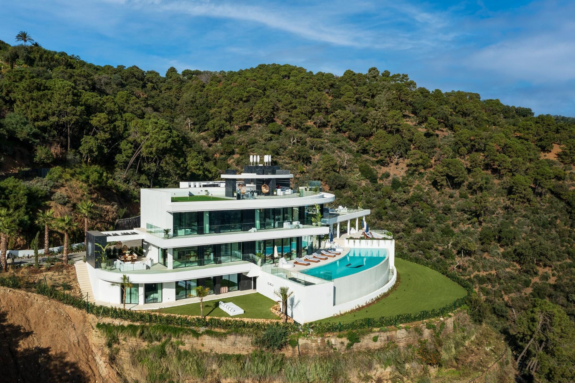 Bespoke Architecture in La Zagaleta Bespoke Architecture in La Zagaleta