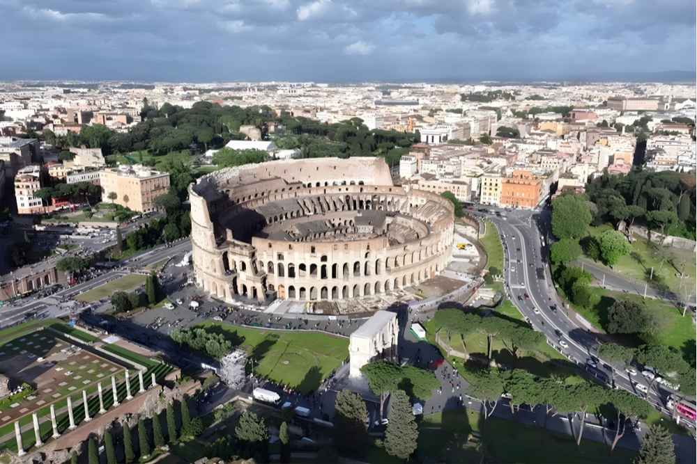 {"uuid":"a038b1a0-0897-4309-9fb3-d5ab96bcdcc9","tenant_uuid":"9e5fc9e6-2ef8-4ca5-ae33-a9f76aa35061","url_key":"lazio","location":"Lazio","latitude":"41.65524180","longitude":"12.98961500","search_title":"Campania | Immobili In Campania","image":"italiannetworkrealty\/hero-images\/2025\/10\/28\/edaed7eb-402f-47ea-a4ad-38333c61ca52.jpg","main_title":"Campania | Immobili In Campania","main_content":"Culla Di Roma, Il Lazio Unisce Storia Antica E Modernit&agrave;. Oltre Alla Capitale, La Regione Offre Borghi Pittoreschi, Vigneti E Paesi Affacciati Sui Laghi. Ottimi Collegamenti E Infrastrutture Internazionali La Rendono Ideale Per Seconde Case E Trasferimenti A Lungo Termine. Dalle Residenze Moderne In Citt&agrave; Alle Ville Sulla Costa Tirrenica, Il Mercato Immobiliare Del Lazio &egrave; Vario E Attraente.","footer_title":null,"footer_content":null,"youtube_id":null,"hero_image_mode":"centered","gallery_mode":"grid","published":0,"is_featured":0,"created_at":"2025-10-28T12:13:06.000000Z","updated_at":"2025-11-28T10:13:57.000000Z","deleted_at":null,"meta_data":[],"articles":[],"images":[{"uuid":"a038b1b7-341f-4878-a8c7-838bf70b89f2","tenant_uuid":"9e5fc9e6-2ef8-4ca5-ae33-a9f76aa35061","area_guide_uuid":"a038b1a0-0897-4309-9fb3-d5ab96bcdcc9","filepath":"italiannetworkrealty\/area-guides\/2025\/10\/28\/b5cde67f-176e-48c4-9a6a-b5c49ae6f2d9.jpg","order":null,"caption":null,"created_at":"2025-10-28T12:13:21.000000Z","updated_at":"2025-10-28T12:13:21.000000Z","deleted_at":null},{"uuid":"a038b1b8-7d13-4f38-be6b-4d65004dcabb","tenant_uuid":"9e5fc9e6-2ef8-4ca5-ae33-a9f76aa35061","area_guide_uuid":"a038b1a0-0897-4309-9fb3-d5ab96bcdcc9","filepath":"italiannetworkrealty\/area-guides\/2025\/10\/28\/20742d25-458d-4fc4-964c-dafb639cc284.jpg","order":null,"caption":null,"created_at":"2025-10-28T12:13:22.000000Z","updated_at":"2025-10-28T12:13:22.000000Z","deleted_at":null},{"uuid":"a038b1b8-d3ff-4bc4-887b-ed45e241316e","tenant_uuid":"9e5fc9e6-2ef8-4ca5-ae33-a9f76aa35061","area_guide_uuid":"a038b1a0-0897-4309-9fb3-d5ab96bcdcc9","filepath":"italiannetworkrealty\/area-guides\/2025\/10\/28\/2d372379-ec1e-4840-8482-25b70d97dfc2.jpg","order":null,"caption":null,"created_at":"2025-10-28T12:13:22.000000Z","updated_at":"2025-10-28T12:13:22.000000Z","deleted_at":null},{"uuid":"a038b1b9-3730-4d7c-a948-0697c76cc126","tenant_uuid":"9e5fc9e6-2ef8-4ca5-ae33-a9f76aa35061","area_guide_uuid":"a038b1a0-0897-4309-9fb3-d5ab96bcdcc9","filepath":"italiannetworkrealty\/area-guides\/2025\/10\/28\/6a600d3c-c924-4fe1-a151-edb341bc58ec.jpg","order":null,"caption":null,"created_at":"2025-10-28T12:13:23.000000Z","updated_at":"2025-10-28T12:13:23.000000Z","deleted_at":null}],"amenities":[]} image