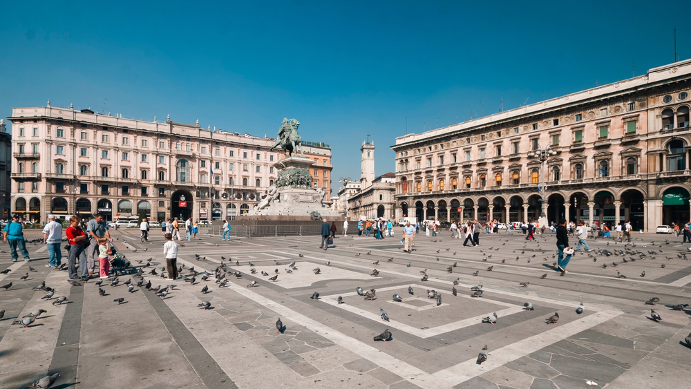 {"uuid":"a038789b-ddf4-4b2d-ab54-7f5f0eaf1b0c","tenant_uuid":"9e5fc9e6-2ef8-4ca5-ae33-a9f76aa35061","url_key":"lombardia-lombardy","location":"Lombardia","latitude":"45.47906710","longitude":"9.84524330","search_title":"Lombardia | Immobiliare In Lombardia","image":"italiannetworkrealty\/hero-images\/2025\/10\/28\/ac113d42-d1b1-4565-b7dd-e3611b74a2ab.jpg","main_title":"Lombardia | Immobiliare In Lombardia","main_content":"La Lombardia &egrave; Il Cuore Dell&rsquo;economia E Della Cultura Italiana, Meta Ideale Per Chi Cerca Opportunit&agrave; E Qualit&agrave; Di Vita. Milano Domina Con Il Suo Mercato Immobiliare Dinamico E La Scena Della Moda, Mentre Il Lago Di Como E Il Garda Offrono Eleganza E Tranquillit&agrave;. Infrastrutture Moderne E Scuole Internazionali Rendono La Regione Perfetta Per Il Trasferimento. Le Propriet&agrave; Variano Da Attici Di Lusso A Ville Affacciate Sul Lago.","footer_title":null,"footer_content":null,"youtube_id":null,"hero_image_mode":"centered","gallery_mode":"grid","published":0,"is_featured":0,"created_at":"2025-10-28T09:33:40.000000Z","updated_at":"2025-11-28T10:10:47.000000Z","deleted_at":null,"meta_data":[],"articles":[],"images":[{"uuid":"a03879eb-cae1-4cbf-b4cc-f96190031ac7","tenant_uuid":"9e5fc9e6-2ef8-4ca5-ae33-a9f76aa35061","area_guide_uuid":"a038789b-ddf4-4b2d-ab54-7f5f0eaf1b0c","filepath":"italiannetworkrealty\/area-guides\/2025\/10\/28\/e6702ae9-a6c1-449f-9262-ad0840f309cd.jpg","order":null,"caption":null,"created_at":"2025-10-28T09:37:21.000000Z","updated_at":"2025-10-28T09:37:21.000000Z","deleted_at":null},{"uuid":"a03879eb-d70d-4af6-a28e-d54c99070910","tenant_uuid":"9e5fc9e6-2ef8-4ca5-ae33-a9f76aa35061","area_guide_uuid":"a038789b-ddf4-4b2d-ab54-7f5f0eaf1b0c","filepath":"italiannetworkrealty\/area-guides\/2025\/10\/28\/e0f8f0cc-ac9a-4a13-ac44-08cc99b61c08.jpg","order":null,"caption":null,"created_at":"2025-10-28T09:37:21.000000Z","updated_at":"2025-10-28T09:37:21.000000Z","deleted_at":null},{"uuid":"a03879eb-e001-44a9-8aaf-e6a3a8b4c841","tenant_uuid":"9e5fc9e6-2ef8-4ca5-ae33-a9f76aa35061","area_guide_uuid":"a038789b-ddf4-4b2d-ab54-7f5f0eaf1b0c","filepath":"italiannetworkrealty\/area-guides\/2025\/10\/28\/eb83dbc4-6235-44f9-85c5-251ed11568f4.jpg","order":null,"caption":null,"created_at":"2025-10-28T09:37:21.000000Z","updated_at":"2025-10-28T09:37:21.000000Z","deleted_at":null},{"uuid":"a03879ec-0a71-4572-8cab-643807d03500","tenant_uuid":"9e5fc9e6-2ef8-4ca5-ae33-a9f76aa35061","area_guide_uuid":"a038789b-ddf4-4b2d-ab54-7f5f0eaf1b0c","filepath":"italiannetworkrealty\/area-guides\/2025\/10\/28\/688c3e50-8849-4399-ae4e-27b2b2759206.jpg","order":null,"caption":null,"created_at":"2025-10-28T09:37:21.000000Z","updated_at":"2025-10-28T09:37:21.000000Z","deleted_at":null}],"amenities":[]} image