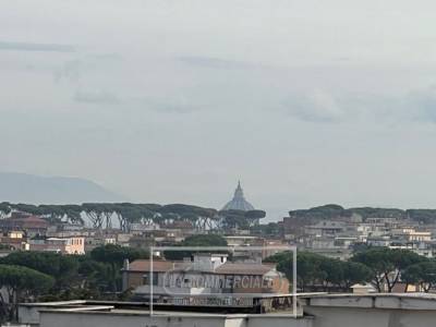 METRO BATTISTINI - ATTICO IN LOCAZIONE CON AMPIA TERRAZZA, CANTINA E POSTO AUTO