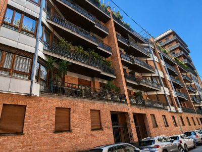 Three-room apartment in Via Rodolfo Montevecchio 29, Crocetta, Turin