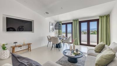 MODERN DUPLEX PENTHOUSE IN COTO REAL WITH SEA VIEWS