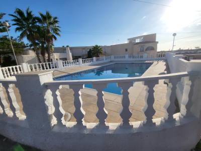 2-bed-terraced-in-garrucha-almeria-spain