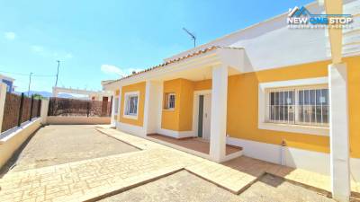 REF: 1512  3 Bedroom Villa for Sale in Purias