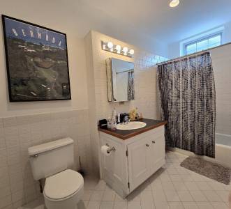Image of House - 3 Bedrooms - 2 Bathrooms for Sale in Paget-Paget-Bermuda, Image 14