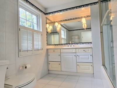 Image of House - 3 Bedrooms - 2 Bathrooms for Sale in Paget-Paget-Bermuda, Image 10