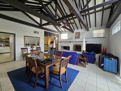 Image of House - 3 Bedrooms - 2 Bathrooms for Sale in Paget-Paget-Bermuda, Image 13