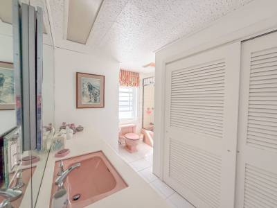 Image of House - 9 Bedrooms - 9 Bathrooms for Sale in Hamilton Parish-Glebe Hill, Hamilton Parish-Bermuda, Image 25