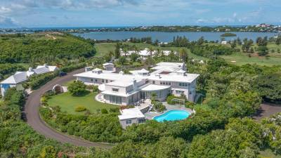 Image of House - 9 Bedrooms - 9 Bathrooms for Sale in Hamilton Parish-Glebe Hill, Hamilton Parish-Bermuda, Image 1