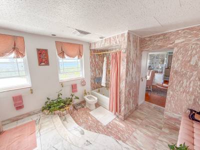 Image of House - 9 Bedrooms - 9 Bathrooms for Sale in Hamilton Parish-Glebe Hill, Hamilton Parish-Bermuda, Image 16