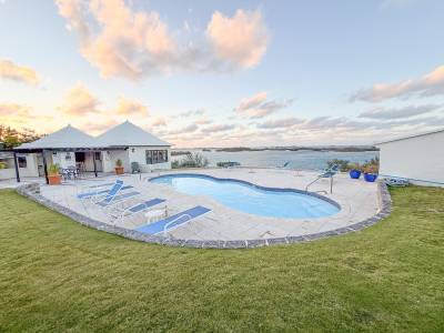 Image of Condo - 3 Bedrooms - 2 Bathrooms for Rental in Warwick-Longford Road, Warwick-Bermuda, Image 6