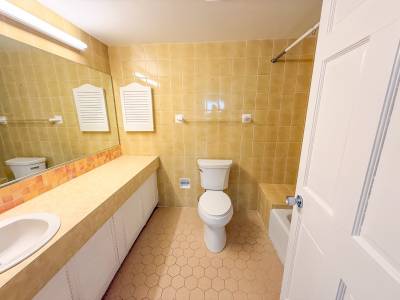 Image of Condo - 3 Bedrooms - 2 Bathrooms for Rental in Warwick-Longford Road, Warwick-Bermuda, Image 18