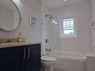 Image of Apartment - 1 Bedrooms - 1 Bathrooms for Rental in Devonshire-Devonshire-Bermuda, Image 4