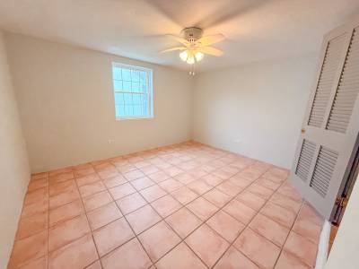 Image of Apartment - 2 Bedrooms - 1 Bathrooms for Rental in Warwick-Warwick-Bermuda, Image 6