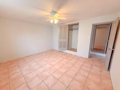 Image of Apartment - 2 Bedrooms - 1 Bathrooms for Rental in Warwick-Warwick-Bermuda, Image 2