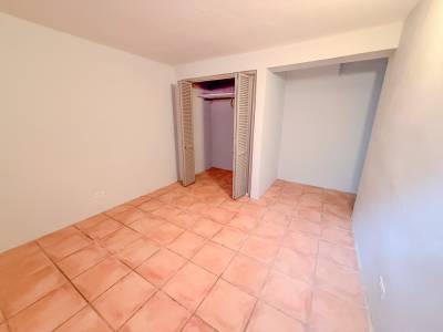 Image of Apartment - 2 Bedrooms - 1 Bathrooms for Rental in Warwick-Warwick-Bermuda, Image 8
