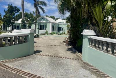 Image of Apartment - 1 Bedrooms - 1 Bathrooms for Rental in St. Georges-Town of St. Georges-Bermuda, Image 2