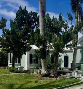 Image of Apartment - 1 Bedrooms - 1 Bathrooms for Rental in St. Georges-Town of St. Georges-Bermuda, Image 1