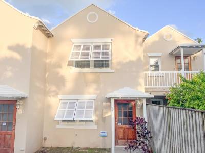 Image of Apartment - 2 Bedrooms - 2 Bathrooms for Rental in Pembroke-Pembroke-Bermuda, Image 2