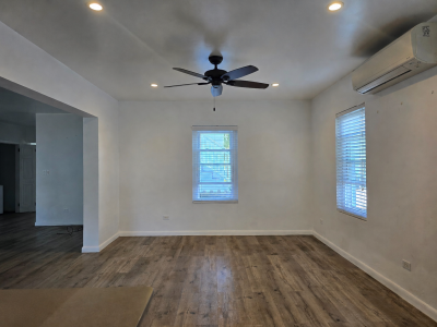Image of Apartment - 3 Bedrooms - 3 Bathrooms for Rental in Pembroke-Pembroke-Bermuda, Image 3