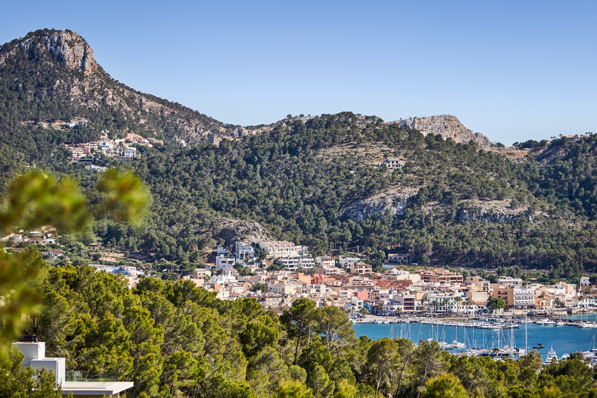 {"uuid":"9d851fb6-b517-4325-aee0-585848a88582","tenant_uuid":"9d686f6c-d612-4786-8a9c-05d2cc097e04","url_key":"south-west-mallorca","location":"South-West Mallorca","latitude":"39.38020000","longitude":"2.79710000","search_title":"South-West Mallorca","image":"rokstone\/slides\/2025\/04\/23\/46f95c36-5e89-46f1-bc87-d36a7bf16882.jpg","main_title":"South-West Mallorca - Prestige And Proximity","main_content":"South-West Mallorca, Including Towns Such As Andratx, Santa Ponsa, And Port D'Andratx, Is One Of The Island&rsquo;s Most Sought-after Regions. Known For Its Stunning Coastline, This Area Combines Prestige With Convenience. Also, Home To <strong>Puerto Portals<\/strong>, A Bustling Marina And Hub Of Upscale Dining, Shopping, And Socialising, Adding To The Area&rsquo;s Appeal.","footer_title":"Perfect For Families And Professionals","footer_content":"The Area Offers Proximity To Palma, The Airport, And Top-tier International Schools, Hospitals, And Clinics, Making It Ideal For Families And Professionals. <a Href=\"..\/..\/all-properties-for-sale\" Target=\"_blank\" Rel=\"noopener\">Luxury Properties<\/a> Range From Contemporary Cliffside Villas To Private Estates Overlooking The Harbour, Making It An Ideal Choice For Discerning Clients Who Desire Exclusivity, Breathtaking Views, And Close Access To Upscale Amenities And Golf Courses.","youtube_id":null,"hero_image_mode":"centered","gallery_mode":"grid","published":0,"is_featured":0,"created_at":"2024-11-18T17:28:02.000000Z","updated_at":"2025-04-23T15:54:09.000000Z","deleted_at":null,"meta_data":[],"articles":[],"images":[{"uuid":"9e22346c-1bae-4d3d-9285-f16b8abb8ab1","tenant_uuid":"9d686f6c-d612-4786-8a9c-05d2cc097e04","area_guide_uuid":"9d851fb6-b517-4325-aee0-585848a88582","filepath":"rokstone\/area-guides\/2025\/02\/04\/3c02e330-ca4a-49a3-b13f-b06c618820fa.jpg","order":null,"caption":null,"created_at":"2025-02-04T19:30:55.000000Z","updated_at":"2025-02-04T19:30:55.000000Z","deleted_at":null},{"uuid":"9e2235c7-47c9-475f-9b4e-285a9cf5ed4e","tenant_uuid":"9d686f6c-d612-4786-8a9c-05d2cc097e04","area_guide_uuid":"9d851fb6-b517-4325-aee0-585848a88582","filepath":"rokstone\/area-guides\/2025\/02\/04\/1fd8a611-b79e-4aba-ad97-e1fc8fb6e620.jpg","order":null,"caption":null,"created_at":"2025-02-04T19:34:43.000000Z","updated_at":"2025-02-04T19:34:43.000000Z","deleted_at":null},{"uuid":"9e2237a6-6d87-4861-bd02-c9fd2943970f","tenant_uuid":"9d686f6c-d612-4786-8a9c-05d2cc097e04","area_guide_uuid":"9d851fb6-b517-4325-aee0-585848a88582","filepath":"rokstone\/area-guides\/2025\/02\/04\/03d64630-36c4-4d4f-bf07-e7e1d2befa28.jpg","order":null,"caption":null,"created_at":"2025-02-04T19:39:57.000000Z","updated_at":"2025-02-04T19:39:57.000000Z","deleted_at":null},{"uuid":"9e224b5f-8a28-406f-be0c-e129bf056dac","tenant_uuid":"9d686f6c-d612-4786-8a9c-05d2cc097e04","area_guide_uuid":"9d851fb6-b517-4325-aee0-585848a88582","filepath":"rokstone\/area-guides\/2025\/02\/04\/a11e8fa6-d709-4913-a9d4-247853d934cc.jpg","order":null,"caption":null,"created_at":"2025-02-04T20:35:06.000000Z","updated_at":"2025-02-04T20:35:06.000000Z","deleted_at":null}],"amenities":[]} image