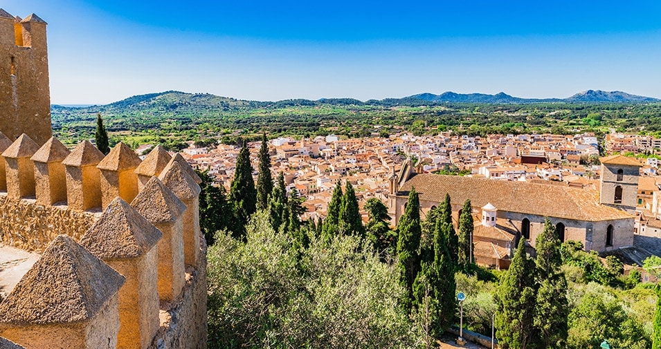 {"uuid":"9d84fbe3-e950-4fc3-9ded-4c2dd4a43227","tenant_uuid":"9d686f6c-d612-4786-8a9c-05d2cc097e04","url_key":"east-mallorca","location":"East Mallorca","latitude":"39.57310327","longitude":"2.64771525","search_title":"East Mallorca","image":"rokstone\/hero-images\/2024\/11\/18\/2db7e0e4-56ad-43c0-9c06-f93beaeaee84.jpg","main_title":"East Mallorca \u2013 Coastal Charm And Natural Beauty","main_content":"The Eastern Coast, With Areas Like Art&agrave;, Santany&iacute;, And Cala D&rsquo;Or, Is Known For Its Serene Atmosphere, Natural Landscapes, And Quieter Beaches. Here, The Coastline Is Dotted With Secluded Bays And Hidden Coves, Ideal For Those Seeking A Peaceful, Unspoiled Setting. Manacor, The Birthplace Of Tennis Legend <strong>Rafa Nadal<\/strong>, Is Home To The World-renowned <strong>Rafa Nadal Academy<\/strong>, Attracting Sports Enthusiasts From Around The Globe.","footer_title":"Authentic Living With Rustic Charm","footer_content":"Properties In The East Include Historic Country Homes And Modern Seafront Villas, Offering A Perfect Mix Of Rustic Charm And Contemporary Luxury. This Region Caters To Clients Who Appreciate Authenticity, With Nearby Markets, Artisanal Shops, And Family-run Restaurants.","youtube_id":null,"hero_image_mode":"centered","gallery_mode":"grid","published":0,"is_featured":0,"created_at":"2024-11-18T15:47:52.000000Z","updated_at":"2024-11-20T12:29:55.000000Z","deleted_at":null,"meta_data":[],"articles":[],"images":[{"uuid":"9df51fe1-87ef-4a48-83e1-4a4bc6e267c9","tenant_uuid":"9d686f6c-d612-4786-8a9c-05d2cc097e04","area_guide_uuid":"9d84fbe3-e950-4fc3-9ded-4c2dd4a43227","filepath":"rokstone\/area-guides\/2025\/01\/13\/49e47246-327a-4f53-b79f-7b090290f348.jpg","order":null,"caption":null,"created_at":"2025-01-13T09:41:14.000000Z","updated_at":"2025-01-13T09:41:14.000000Z","deleted_at":null},{"uuid":"9df51fe1-8e04-4329-b816-e2f6e2ee58a5","tenant_uuid":"9d686f6c-d612-4786-8a9c-05d2cc097e04","area_guide_uuid":"9d84fbe3-e950-4fc3-9ded-4c2dd4a43227","filepath":"rokstone\/area-guides\/2025\/01\/13\/442a7f03-6c48-4ba1-a103-da1f20a1260d.jpg","order":null,"caption":null,"created_at":"2025-01-13T09:41:14.000000Z","updated_at":"2025-01-13T09:41:14.000000Z","deleted_at":null},{"uuid":"9e6a7eae-e230-4acf-b9e4-ec45a6c57768","tenant_uuid":"9d686f6c-d612-4786-8a9c-05d2cc097e04","area_guide_uuid":"9d84fbe3-e950-4fc3-9ded-4c2dd4a43227","filepath":"rokstone\/area-guides\/2025\/03\/12\/6d1cee23-bab5-40e9-b284-1dbc697b1734.jpg","order":null,"caption":null,"created_at":"2025-03-12T17:58:11.000000Z","updated_at":"2025-03-12T17:58:11.000000Z","deleted_at":null},{"uuid":"9e6a7ec0-129a-4af4-a4fb-be2ab4f8434f","tenant_uuid":"9d686f6c-d612-4786-8a9c-05d2cc097e04","area_guide_uuid":"9d84fbe3-e950-4fc3-9ded-4c2dd4a43227","filepath":"rokstone\/area-guides\/2025\/03\/12\/6e1ad5eb-248b-448b-ac74-ae11b93b9dd2.jpg","order":null,"caption":null,"created_at":"2025-03-12T17:58:22.000000Z","updated_at":"2025-03-12T17:58:22.000000Z","deleted_at":null}],"amenities":[]} image