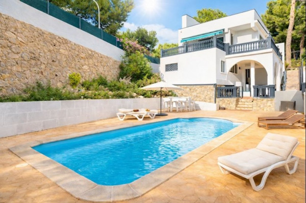 Villa for Sale in Costa de la Calma