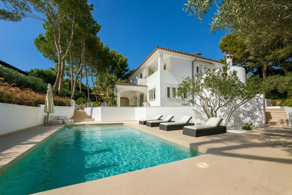 Elegant Villa In Nova Santa Ponsa
