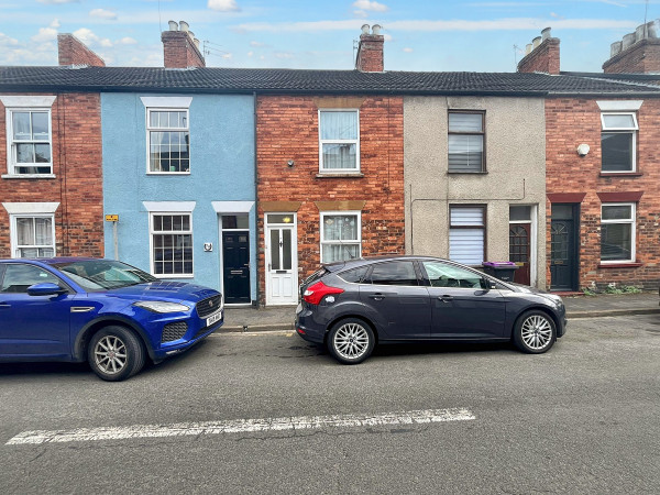 College Street, Grantham, NG31